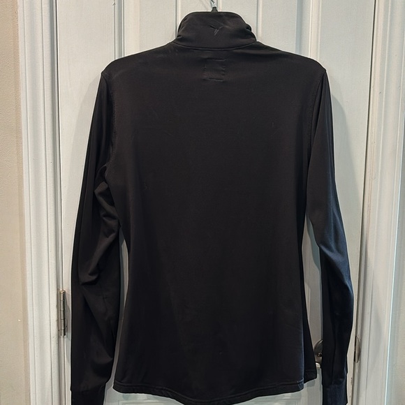 Old Navy Active size large stretchy black jacket with quilted front - Picture 2 of 4